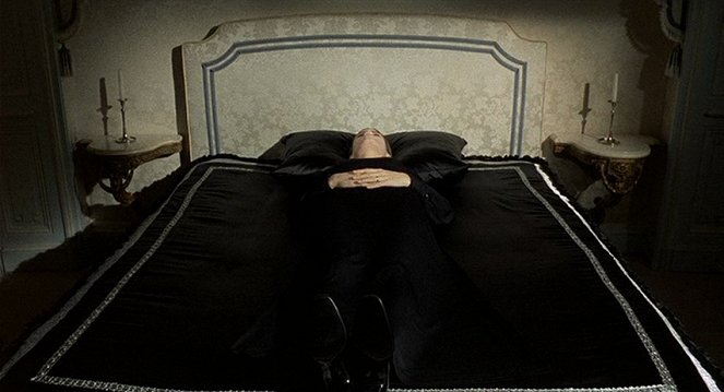 Nackt über Leichen - Filmfotos