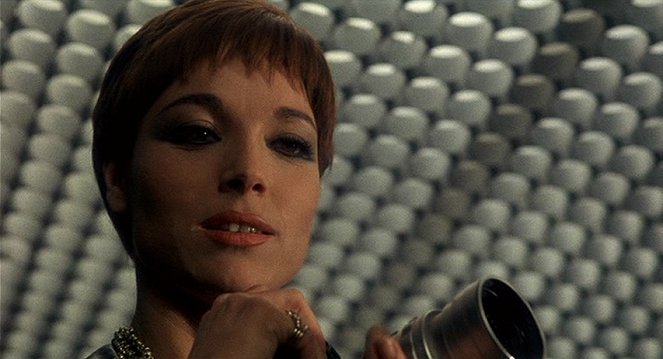 One on Top of the Other - Photos - Elsa Martinelli