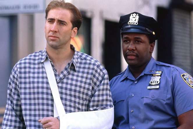 Dwa miliony dolarów napiwku - Z filmu - Nicolas Cage, Wendell Pierce