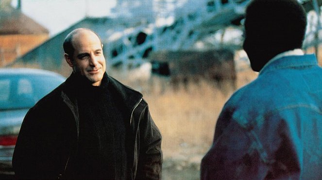 In Too Deep - Photos - Stanley Tucci