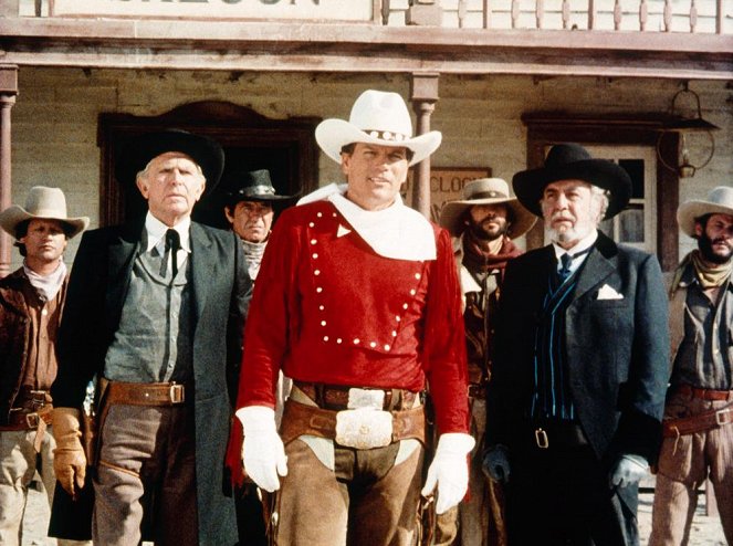 Vihoviimeinen hevosooppera - Kuvat elokuvasta - Andy Griffith, Patrick Wayne, Fernando Rey