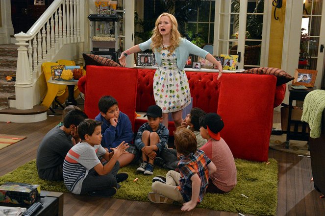 Liv and Maddie - Kuvat elokuvasta - Tenzing Norgay Trainor, Dove Cameron