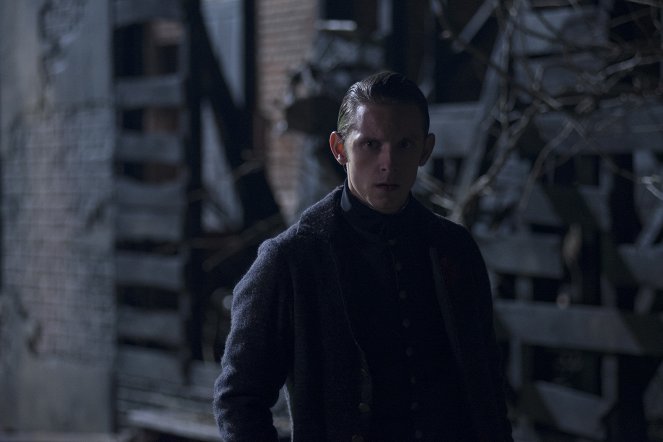 TURN - Season 1 - Of Cabbages and Kings - Photos - Jamie Bell