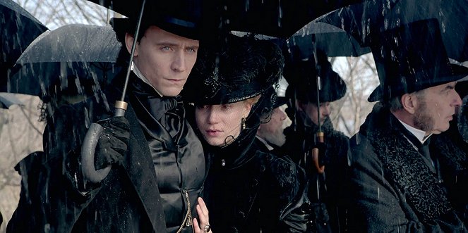 Bíborhegy - Filmfotók - Tom Hiddleston, Mia Wasikowska