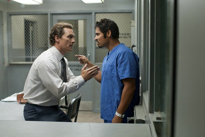 El inocente - De la película - Matthew McConaughey, Michael Peña