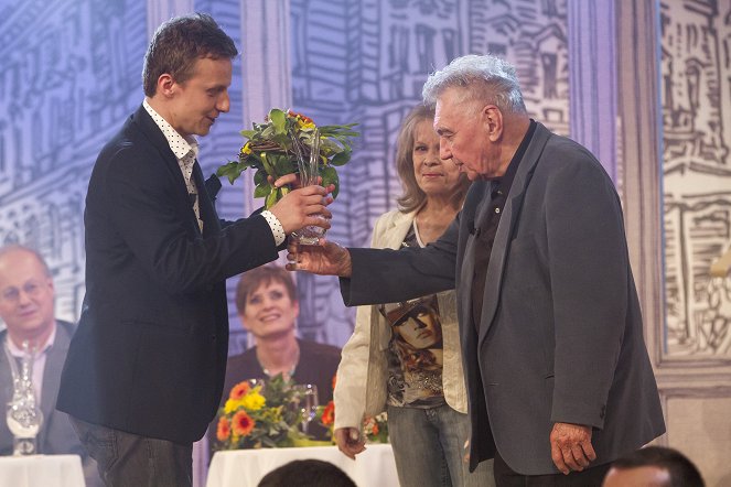 Sejdeme se na Cibulce - Photos - Eva Pilarová, Josef Zíma