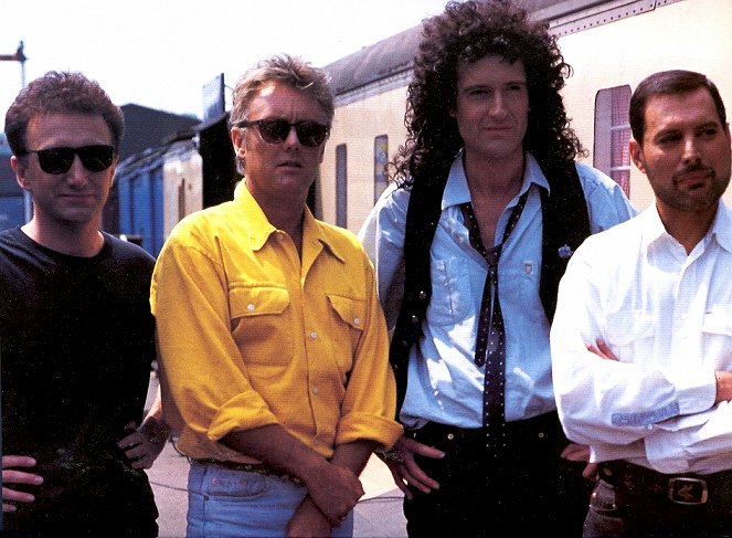 Queen: Breakthru - Del rodaje - John Deacon, Roger Taylor, Brian May, Freddie Mercury