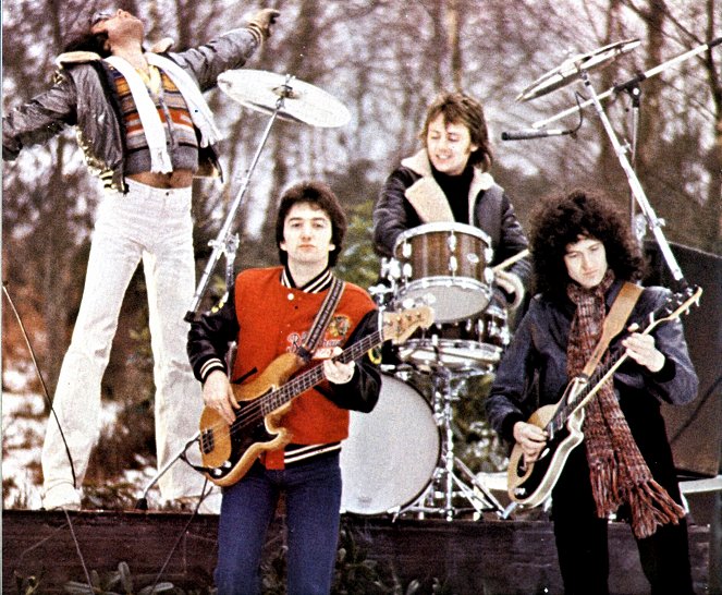 Queen: Spread Your Wings - Filmfotos - Freddie Mercury, John Deacon, Roger Taylor, Brian May