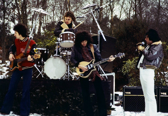 Queen: Spread Your Wings - Filmfotos - John Deacon, Roger Taylor, Brian May, Freddie Mercury