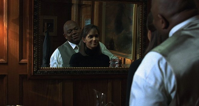 Charles S. Dutton, Halle Berry