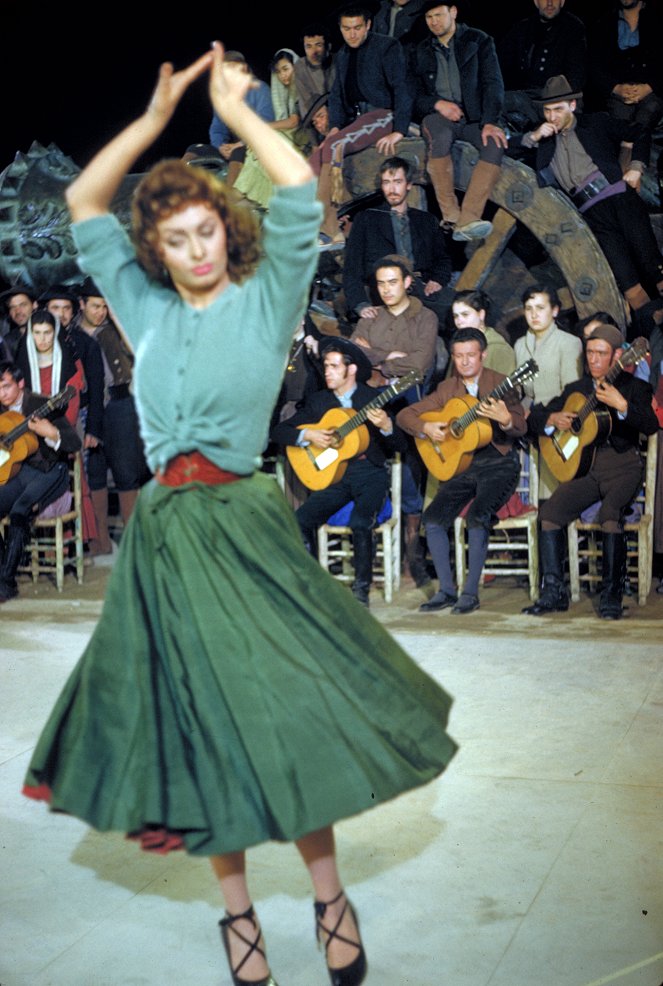 The Pride and the Passion - Photos - Sophia Loren