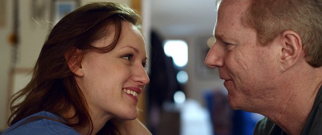 The Fitzgerald Family Christmas - Kuvat elokuvasta - Kerry Bishé, Noah Emmerich