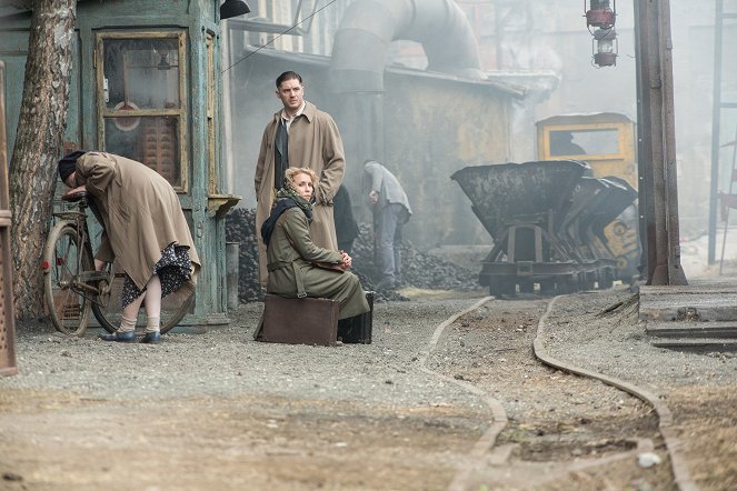 Child 44 - Photos - Tom Hardy, Noomi Rapace