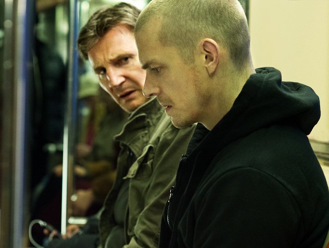 Noite em Fuga - Do filme - Liam Neeson, Joel Kinnaman