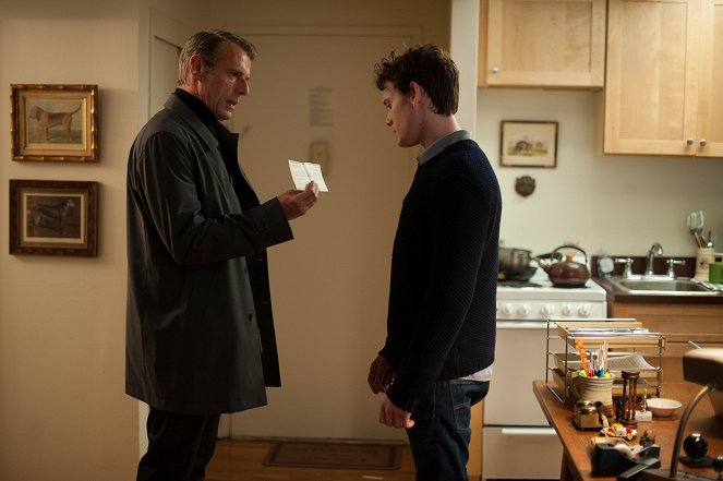 5 to 7 - Photos - Lambert Wilson, Anton Yelchin