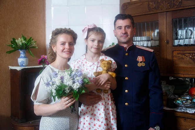 Anna Tabanina, Jelizaveta Kutuzova, Jevgenij Miller