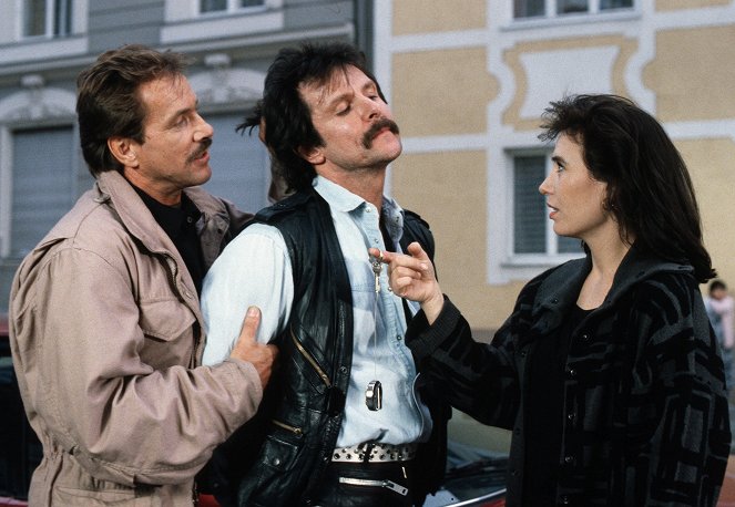 Tatort - Season 19 - Einzelhaft - Filmfotos - Götz George, Brigitte Karner