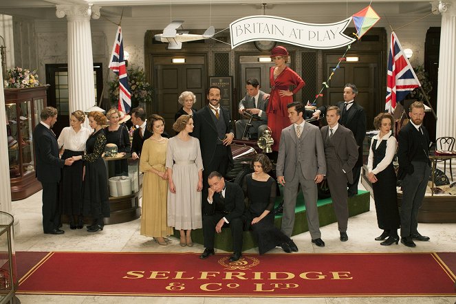 Mr. Selfridge - Season 3 - La Grande-Bretagne s'amuse - Film