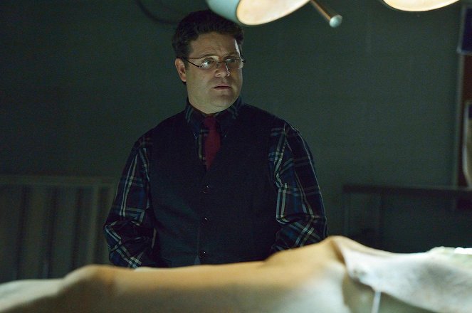 The Strain - It's Not for Everyone - Photos - Sean Astin