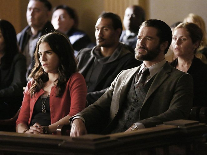 How to Get Away with Murder - Mama's Here Now - Photos - Karla Souza, Charlie Weber