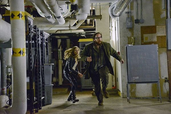 Revolution - De la película - Tracy Spiridakos, Zak Orth