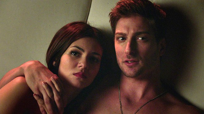 Eye Candy - Do filme - Victoria Justice, Daniel Lissing