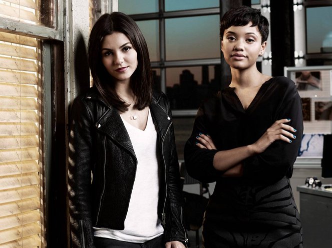 Eye Candy - Promo - Victoria Justice, Kiersey Clemons