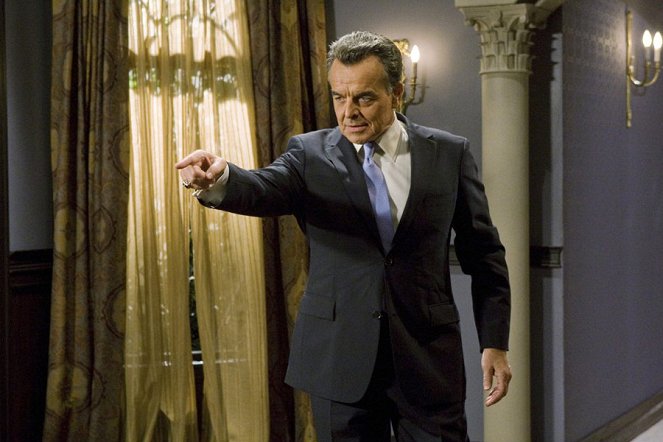 Reaper - Photos - Ray Wise