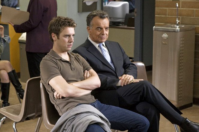 Reaper - Photos - Bret Harrison, Ray Wise