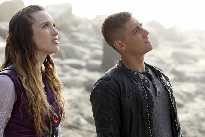 Once Upon a Time in Wonderland - Do filme - Sophie Lowe, Michael Socha
