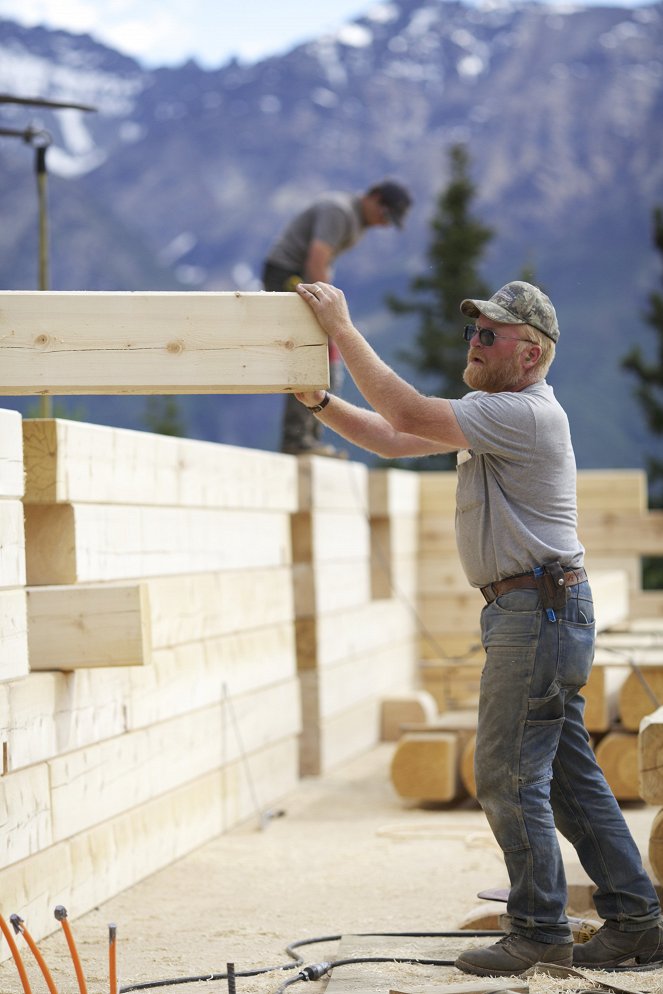 Building Alaska: Behind the Build - Film