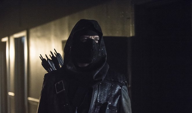Arrow - Season 3 - Uprising - Kuvat elokuvasta - John Barrowman