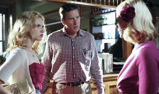Hart of Dixie - Homecoming & Coming Home - Photos - Claudia Lee, Tim Matheson