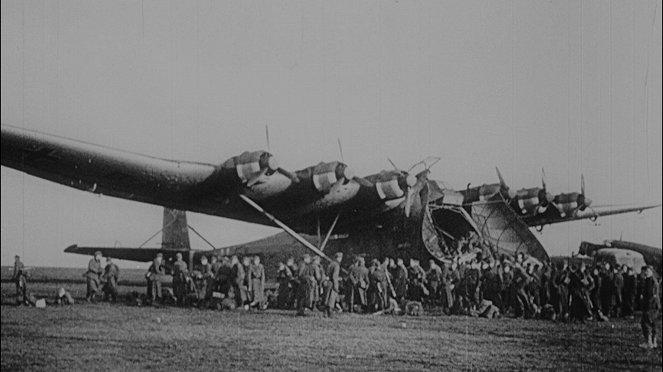 Der letzte "Gigant" - Auf der Suche nach Hitlers Riesenflugzeug - Film