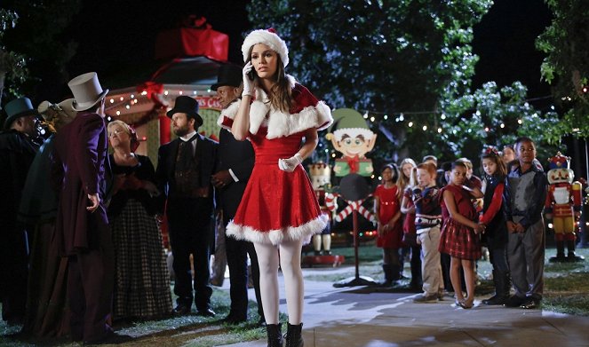 Doktorka z Dixie - Smutné Vánoce - Z filmu - Rachel Bilson