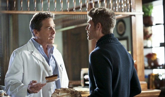 Hart of Dixie - We Are Never Ever Getting Back Together - Photos - Tim Matheson