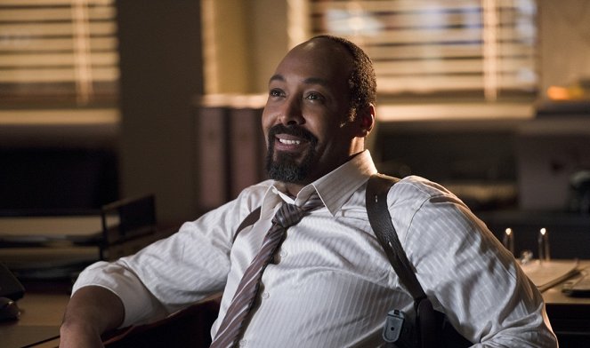 The Flash - The Sound and the Fury - Van film - Jesse L. Martin