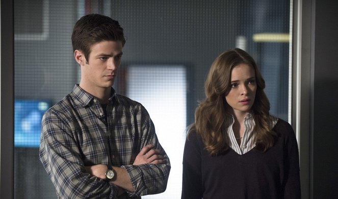 The Flash - The Nuclear Man - Van film - Grant Gustin, Danielle Panabaker