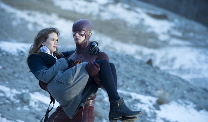 The Flash - The Nuclear Man - Van film - Danielle Panabaker, Grant Gustin