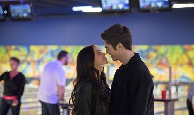 The Flash - Out of Time - Photos - Melise, Grant Gustin