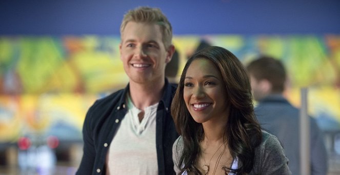 The Flash - Out of Time - Van film - Rick Cosnett, Candice Patton