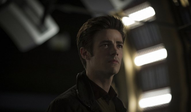The Flash - The Trap - Photos - Grant Gustin