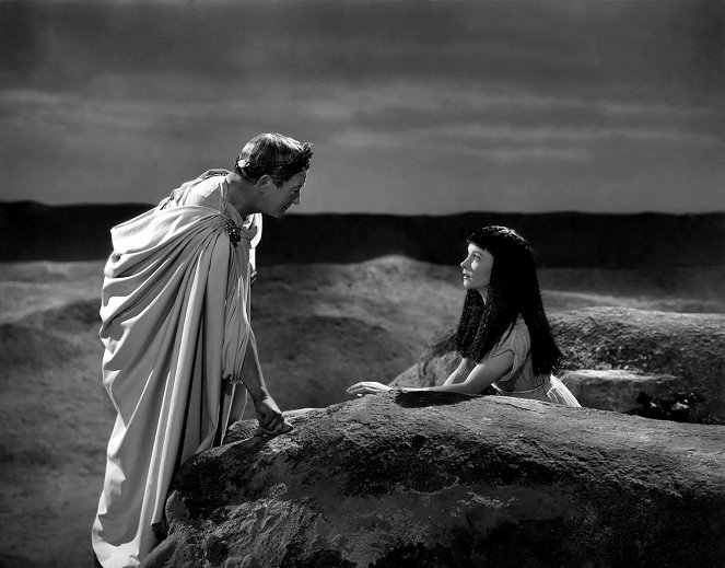 Caesar und Cleopatra - Filmfotos - Claude Rains, Vivien Leigh
