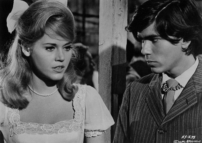 Dívka ze Západu - Z filmu - Jane Fonda, Tom Nardini