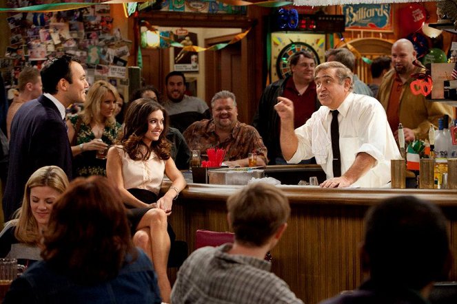 Sullivan & Son - Do filme - Steve Byrne, Carly Anderson, Dan Lauria