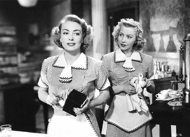 Flamingo Road - Filmfotos - Joan Crawford, Gertrude Michael