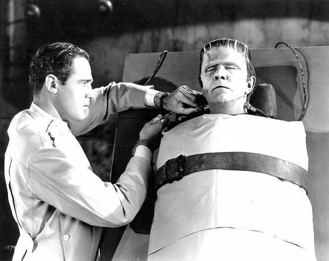 Frankenstein spotyka wilkolaka - Z filmu - Patric Knowles, Bela Lugosi