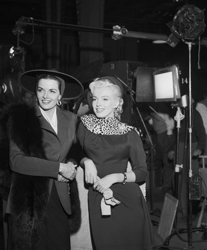 Szőkék előnyben - Forgatási fotók - Jane Russell, Marilyn Monroe