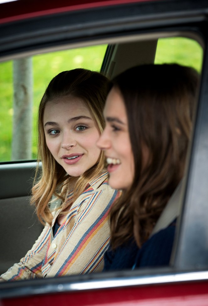 Laggies - Z filmu - Chloë Grace Moretz, Keira Knightley