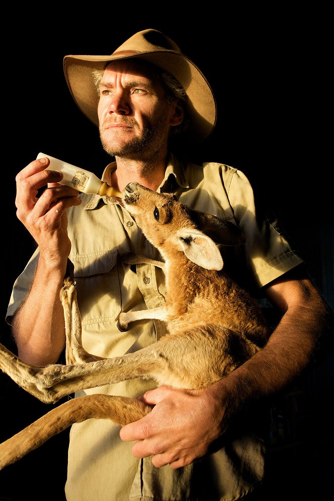 The Natural World - Kangaroo Dundee: Part 1 - Photos
